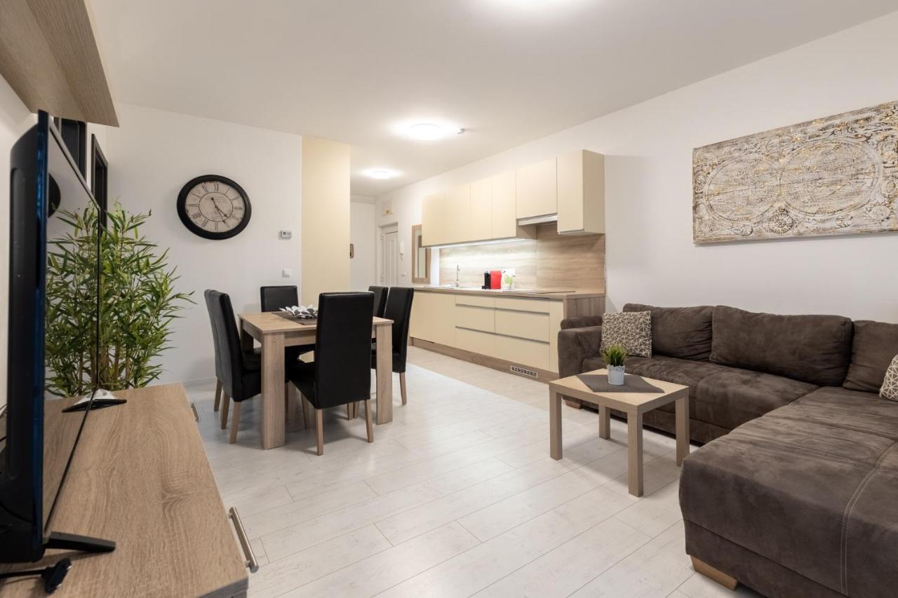 Léda Apartmanok Siófok Exterior foto